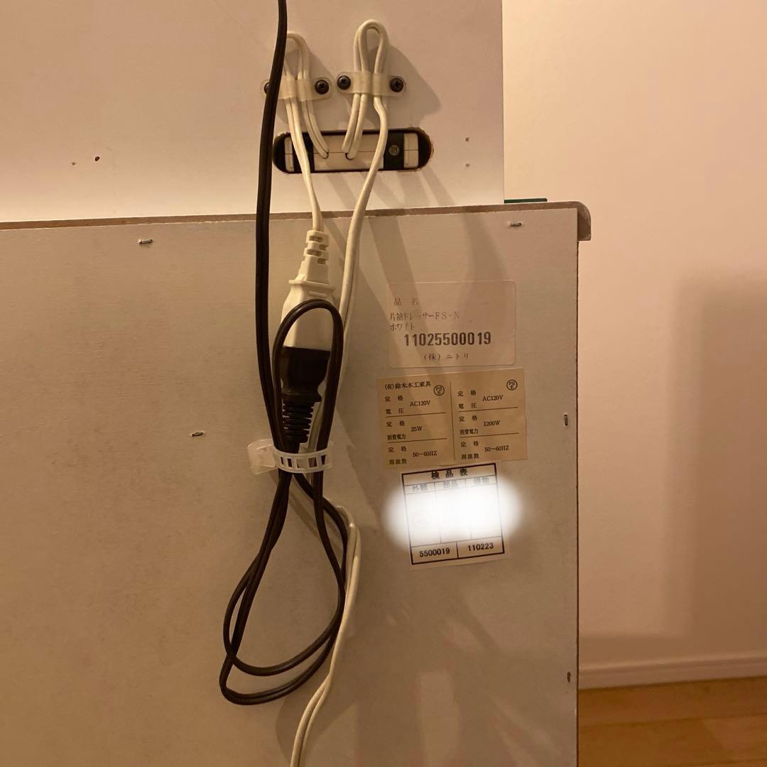 ドレッサー　化粧台　鏡台 照明付き　ホワイト