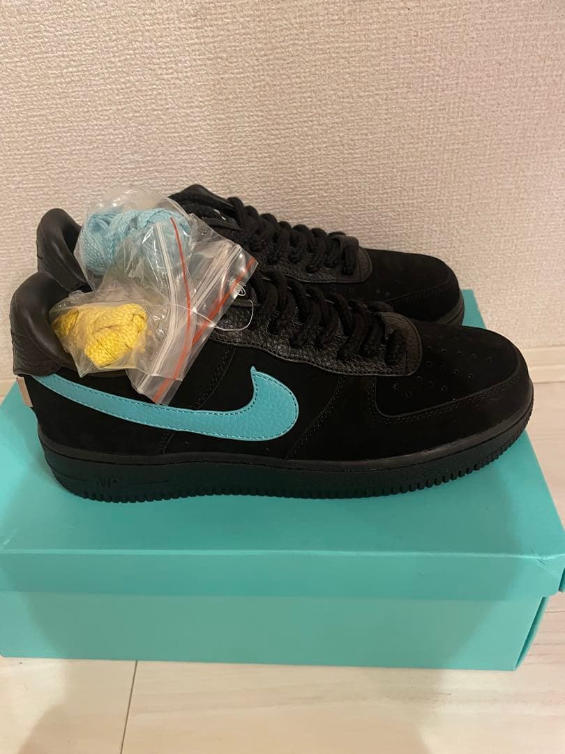 Tiffany NIKE エアフォース 1
