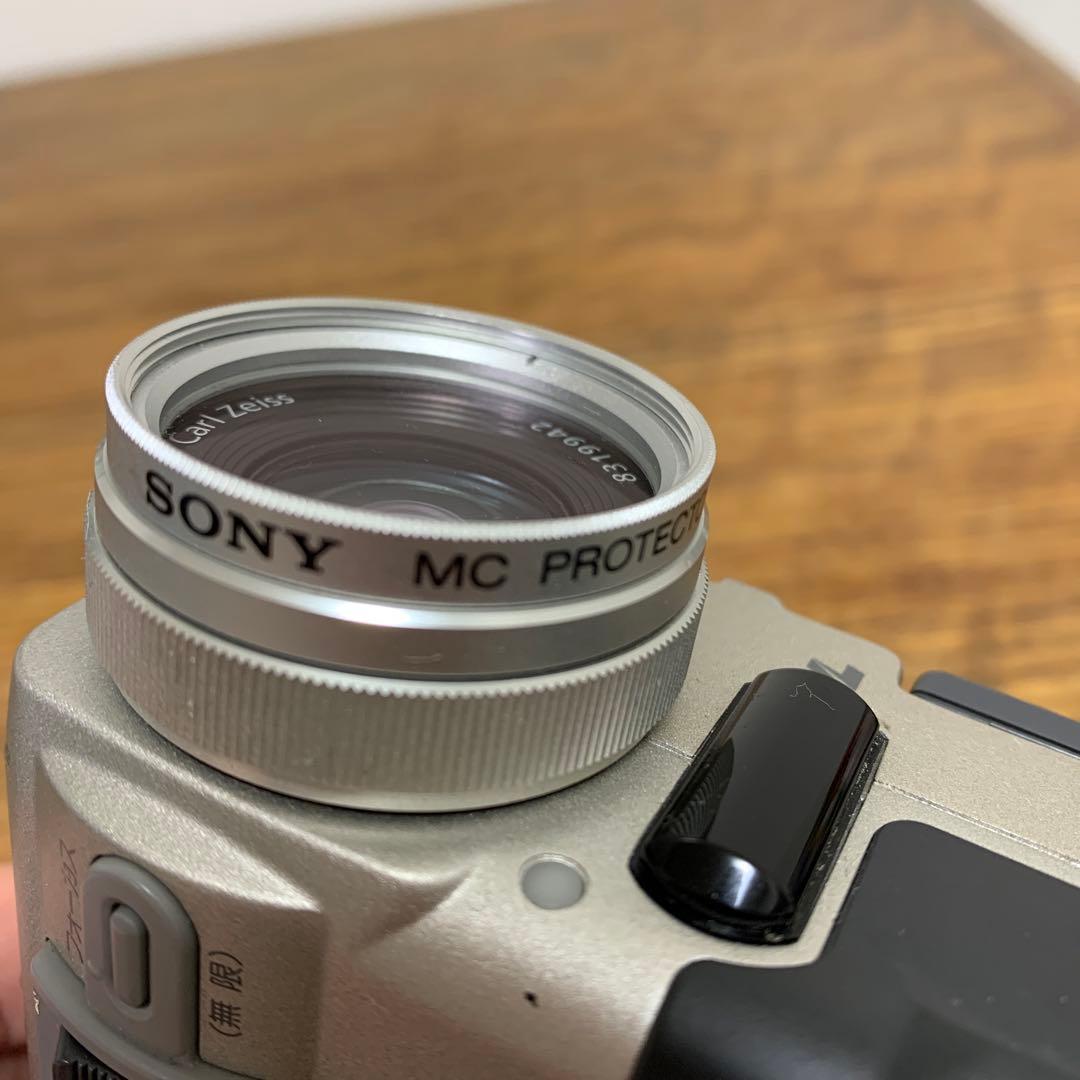 レア 希少 SONY ソニー　miniDV ビデオカメラ・DCR-PC10