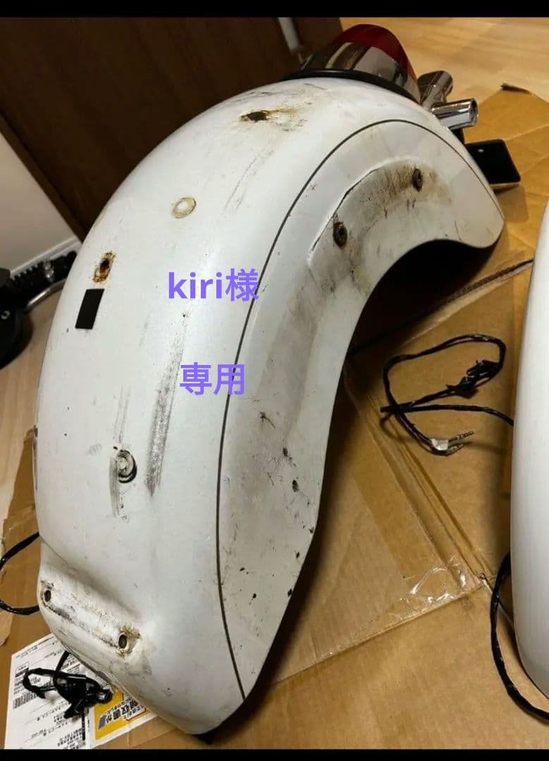 シャドウ400用　NC34　純正リアフェンダー　テールランプ付