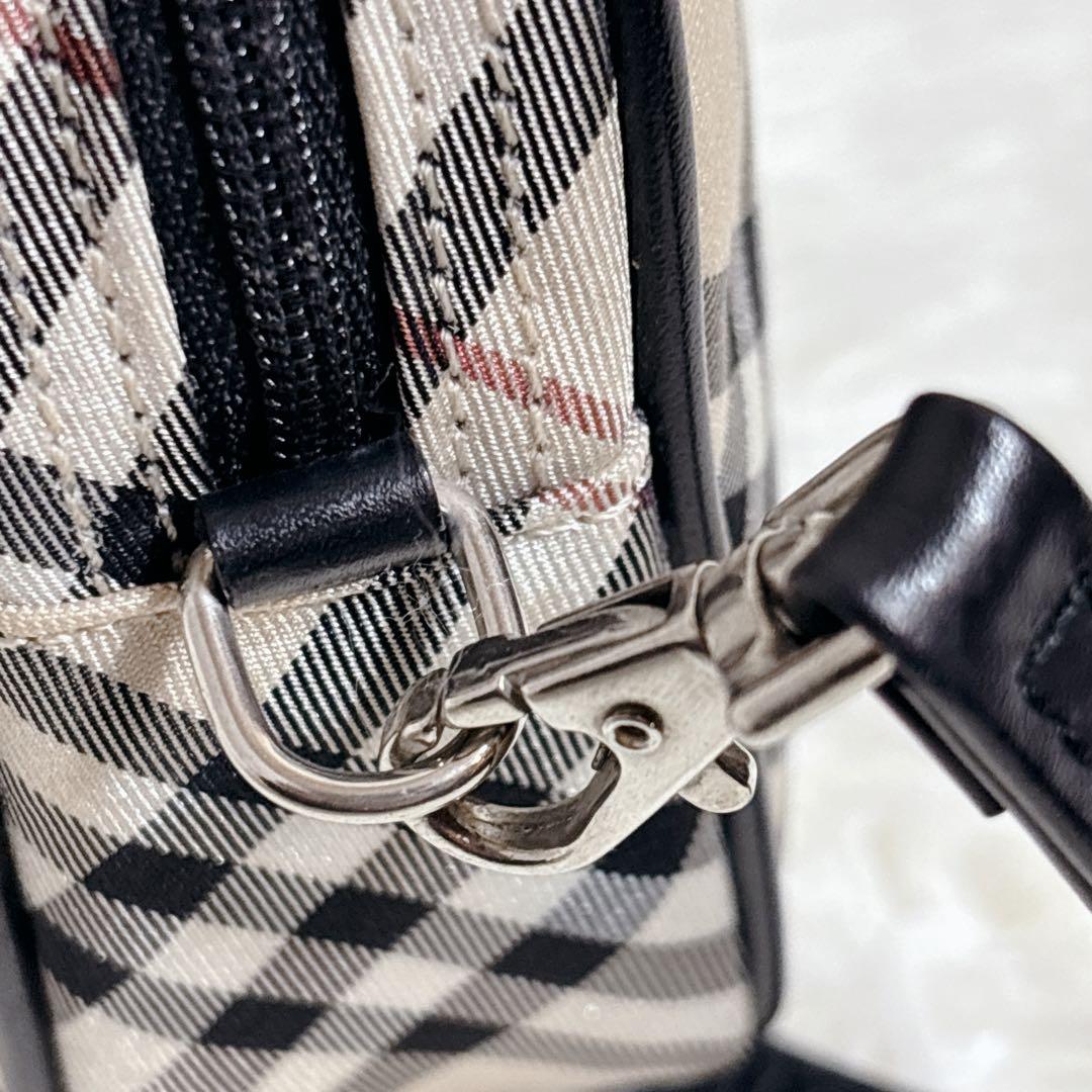 BURBERRY バーバリーブルーレーベル　アクセサリーポーチ