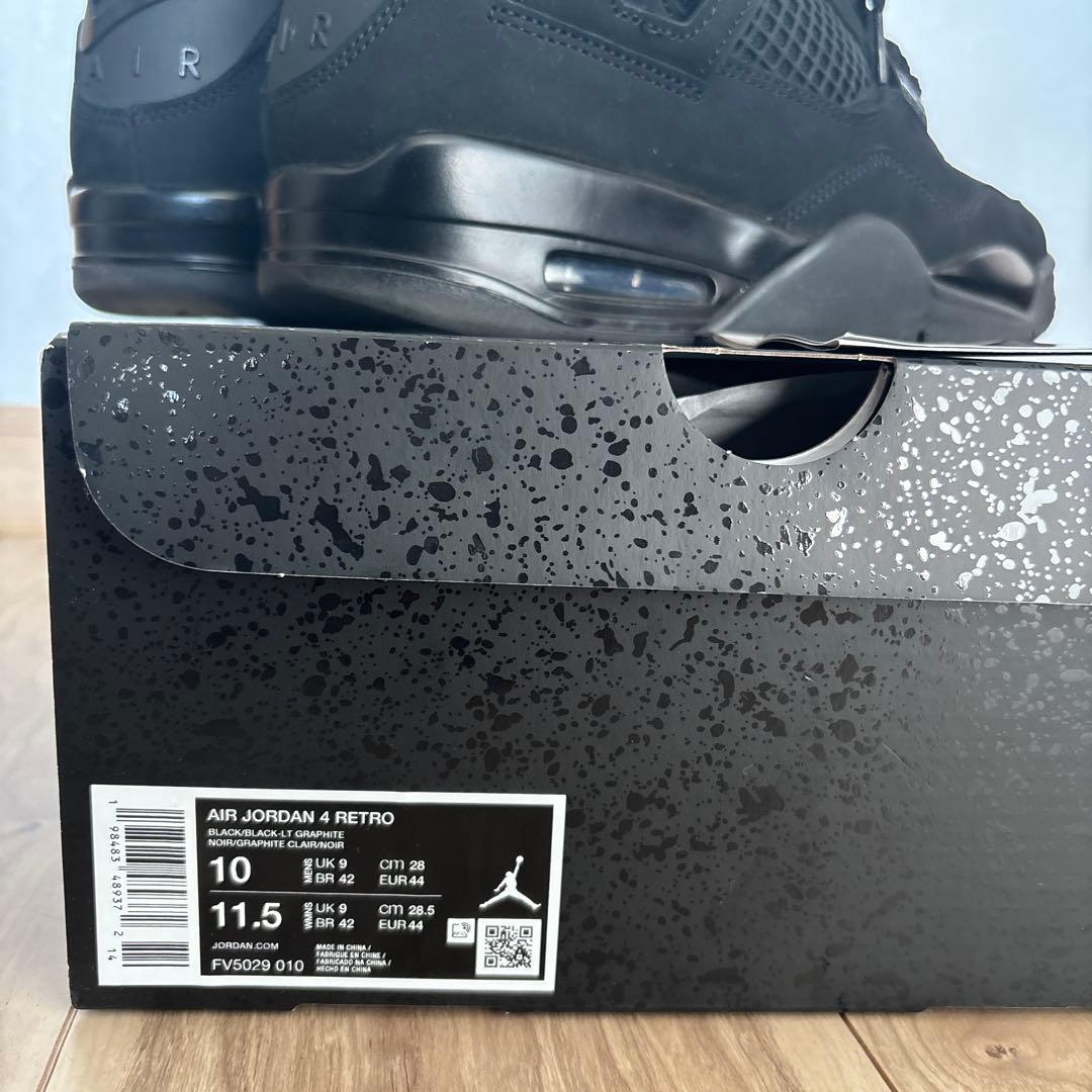靴 Air Jordan 4 black cat