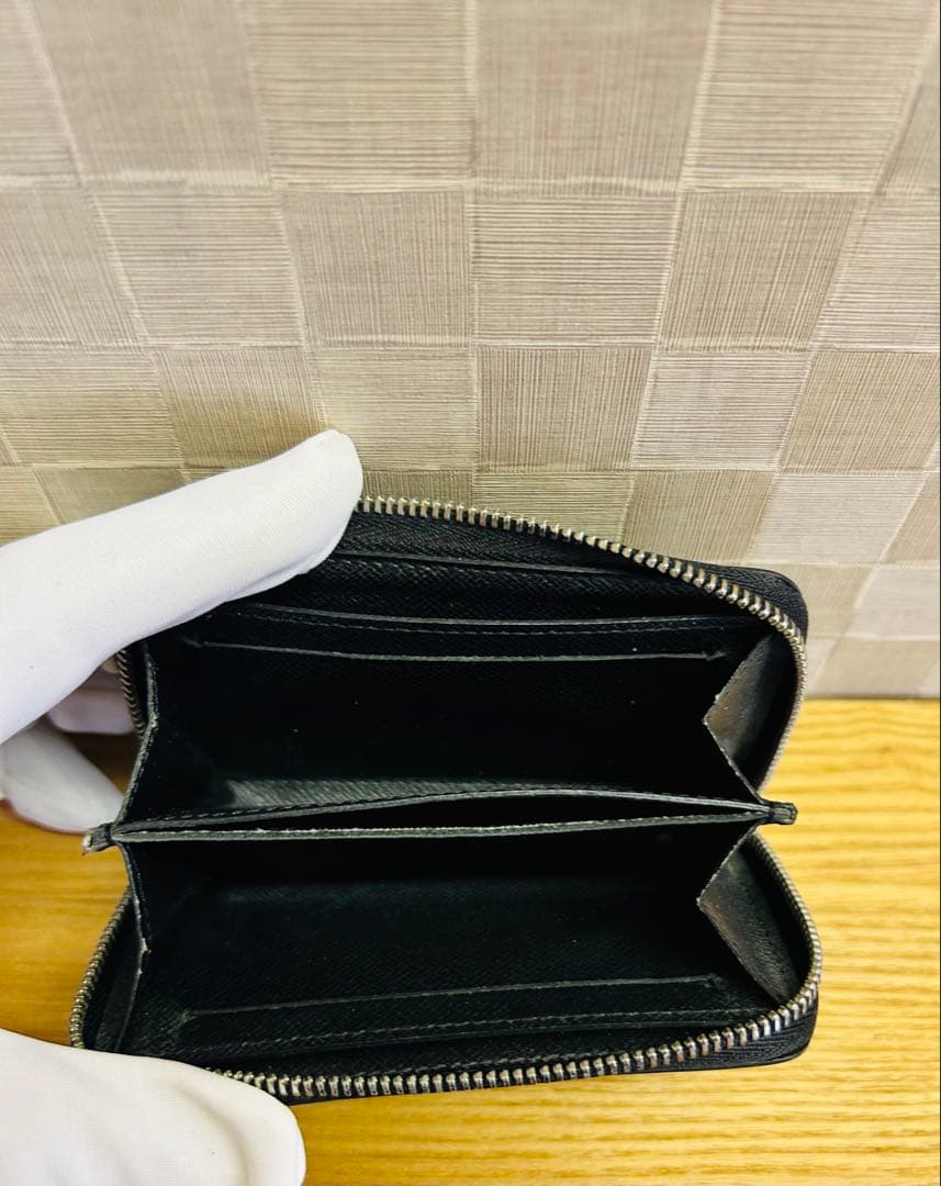 【ゆー】LOUIS VUITTON /タイガ ジッピーパース
