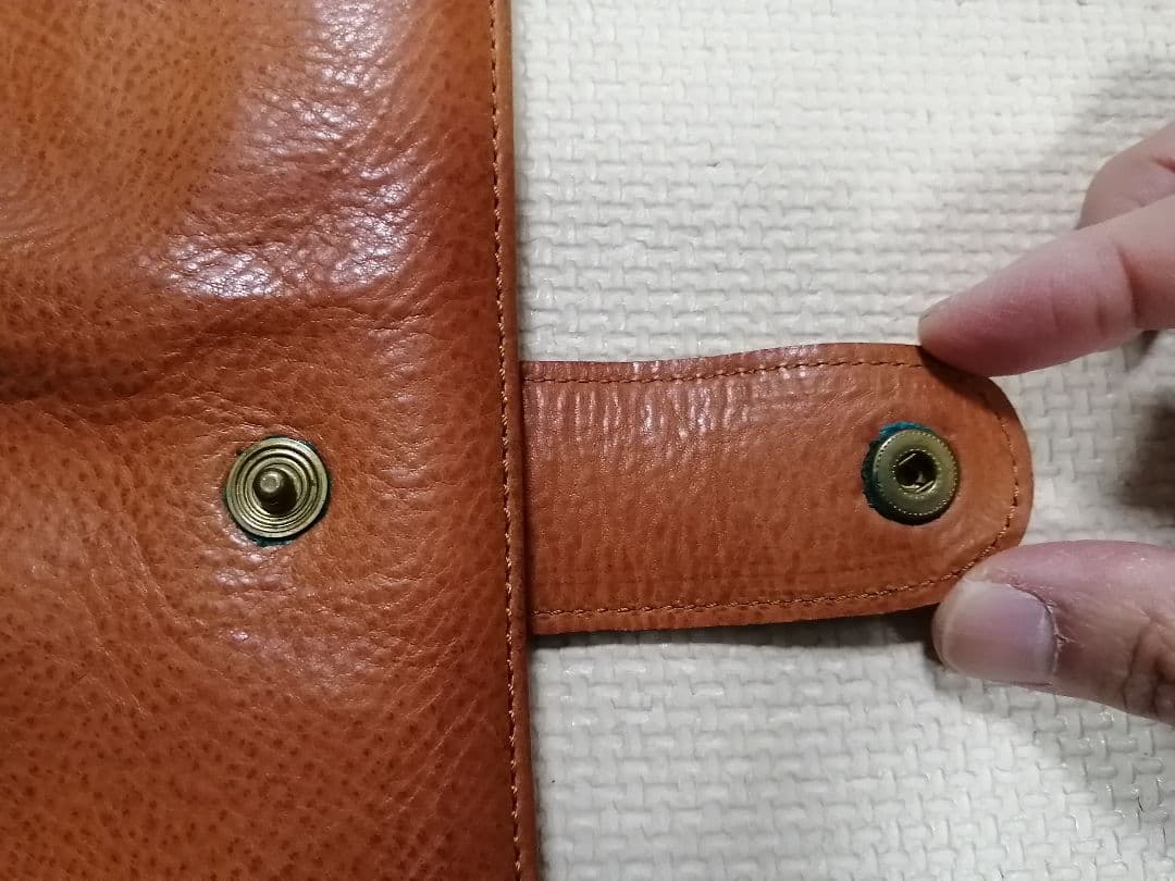 フェラーリ？　車検証　説明書　マニュアル入れ　レザー　革製