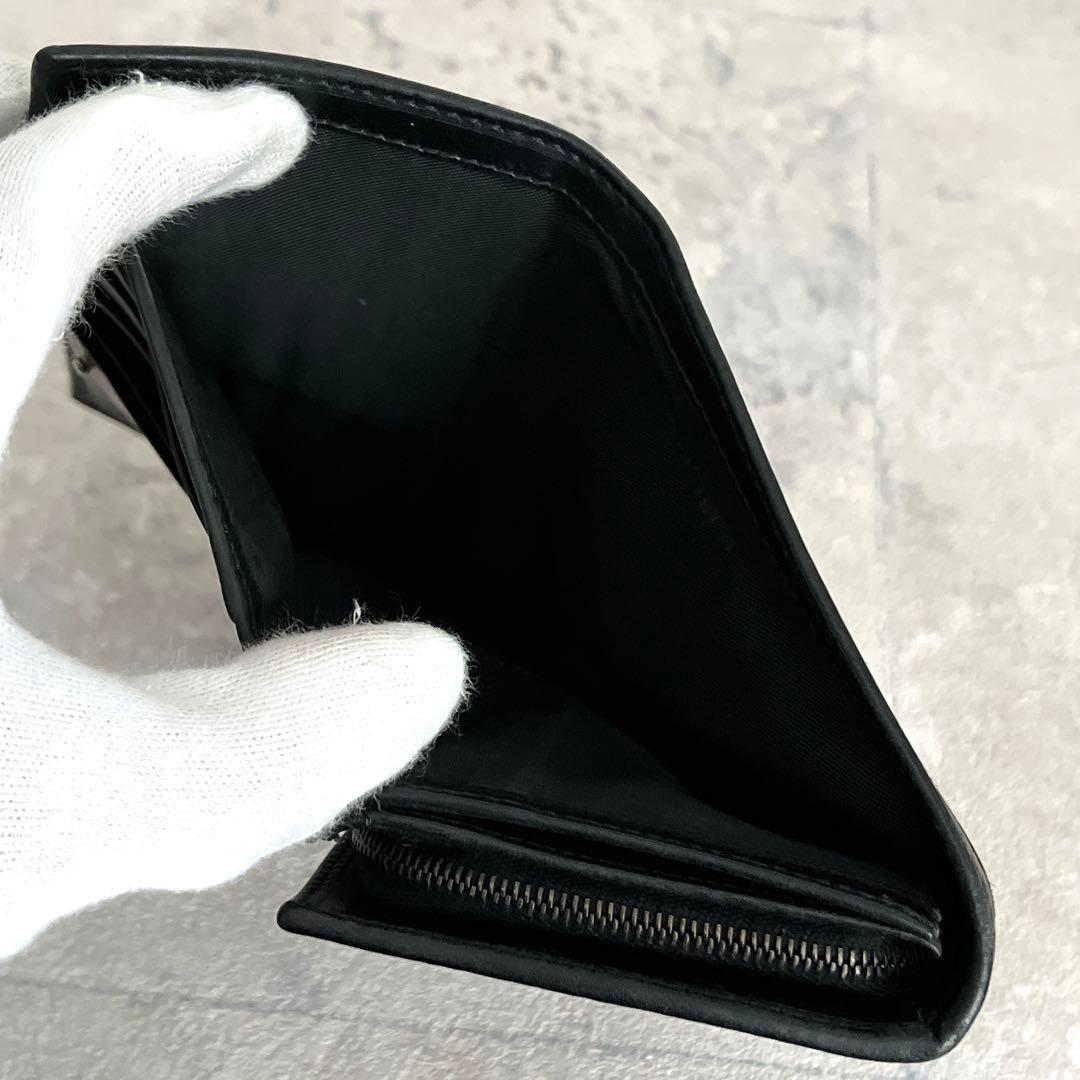 美品✨FENDI ズッキーノ FF 二つ折り財布 ブラウン レザー キャンバス