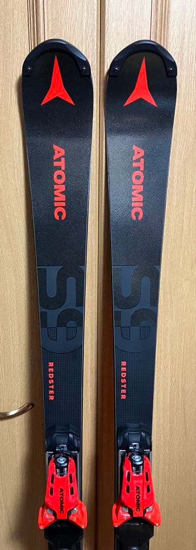 未使用品　22-23 ATOMIC アトミックREDSTER S9i PRO