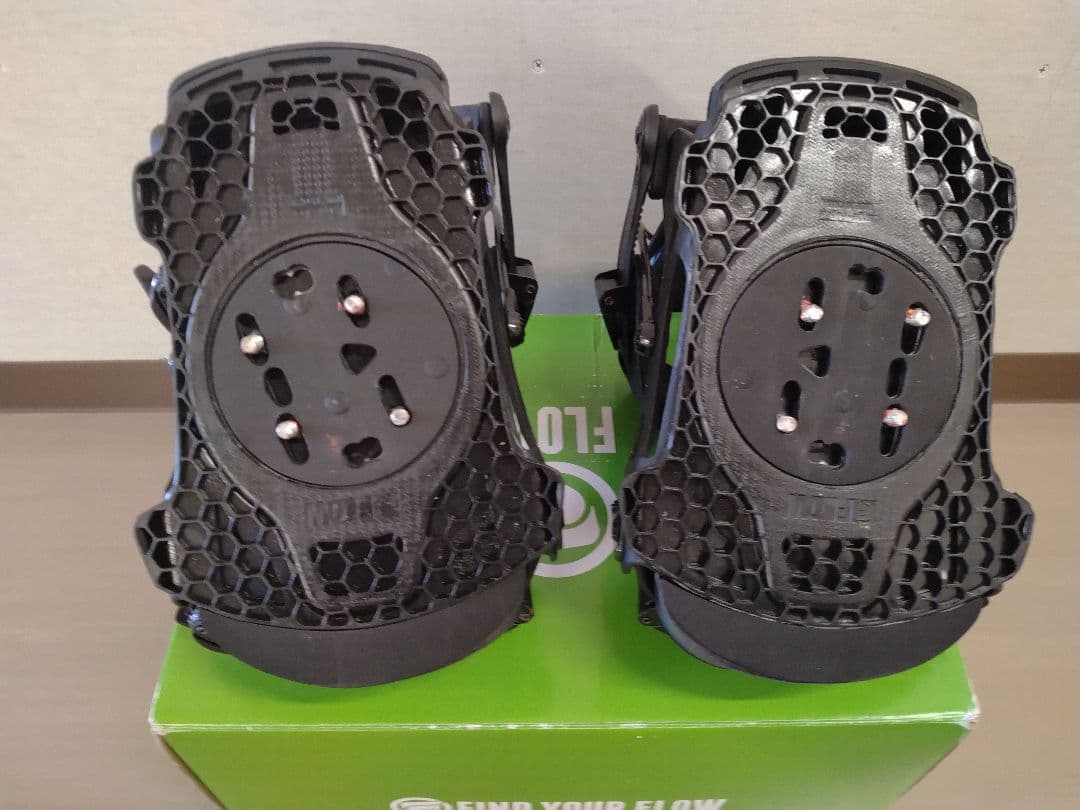 FLOW NX2 hybrid　フロー　ハイブリッド