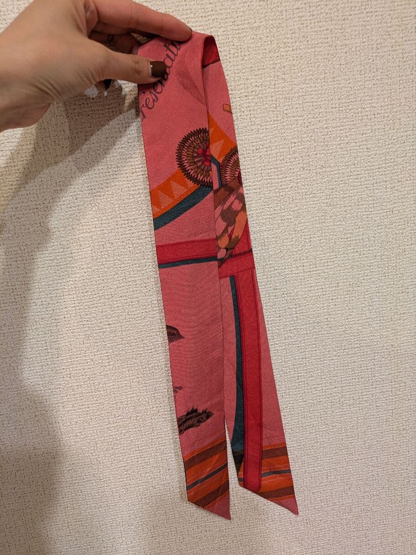 抽象模様 ピンク スカーフ