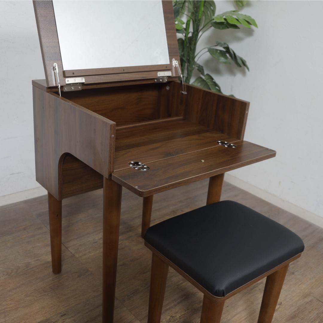 【新品】ドレッサーセット　デスク兼用　コンパクト　スツール付き　アンティーク風