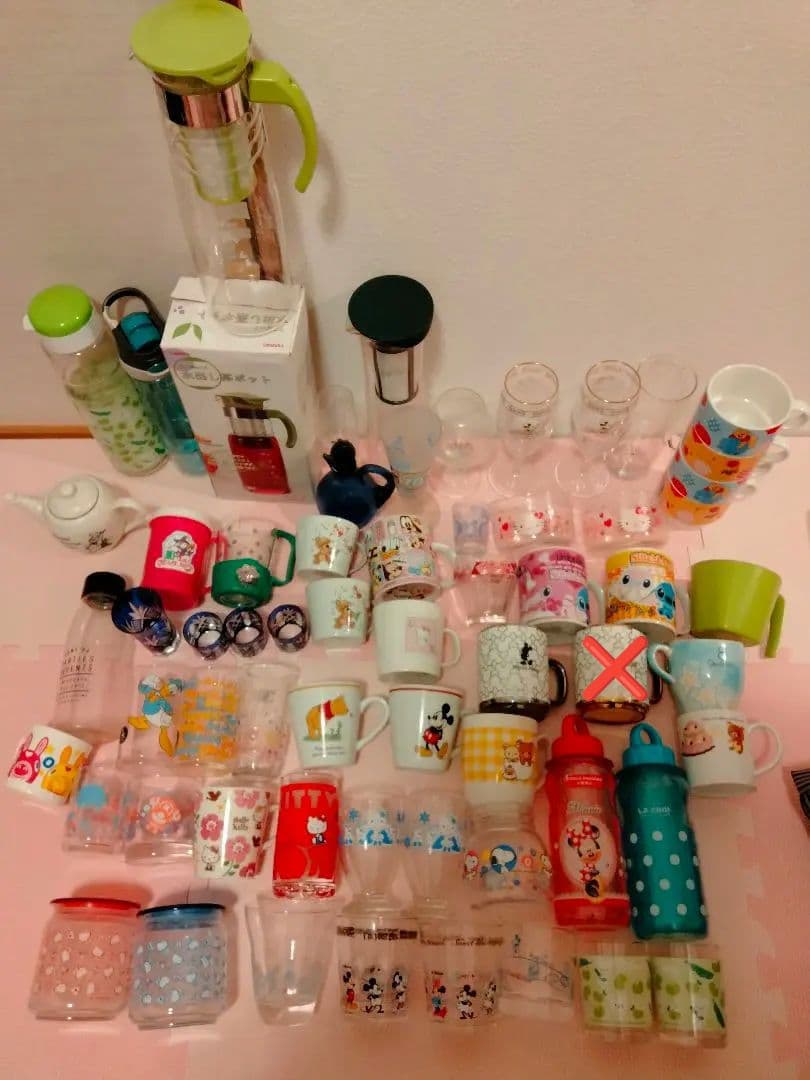 ディズニー、キティちゃんなどキャラクター多めの食器まとめ売り