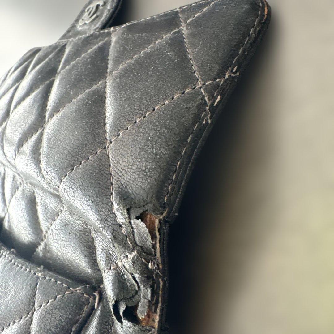 CHANEL グレー キルティング 三つ折り財布