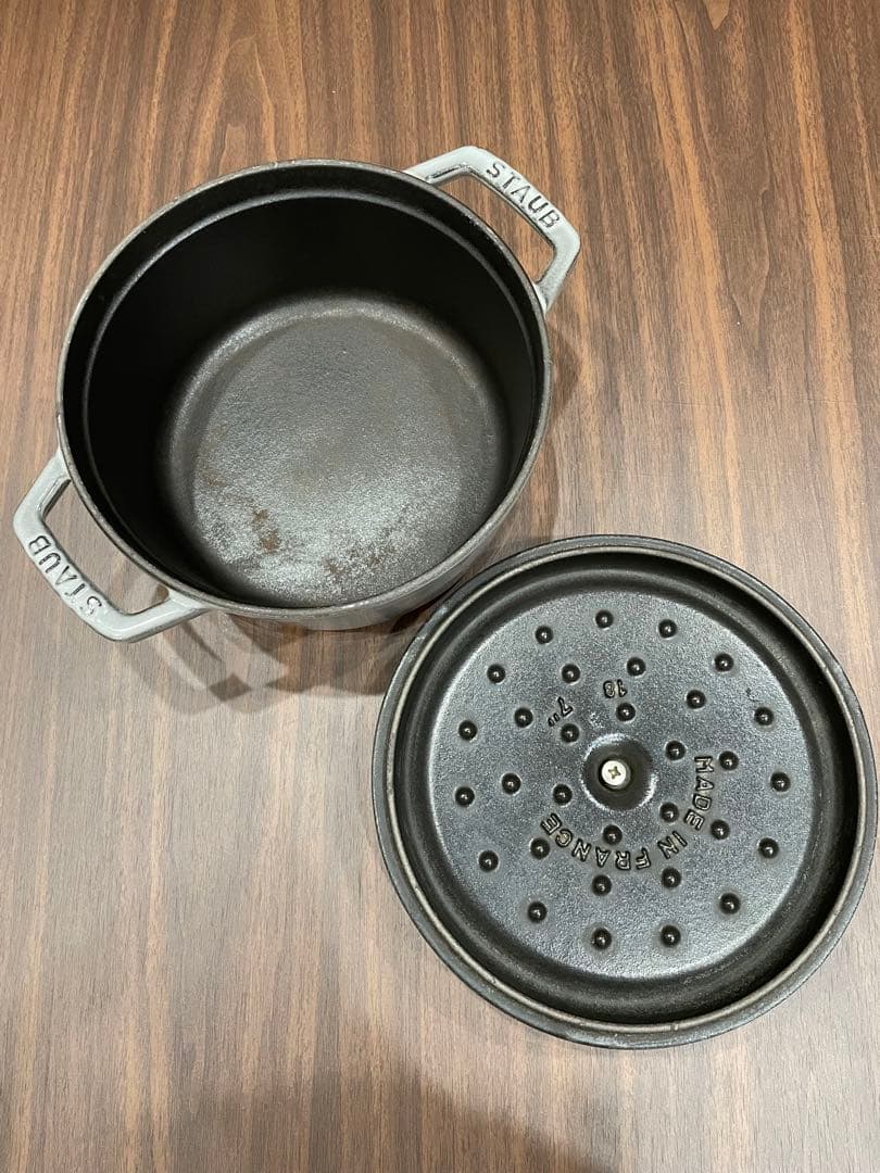 STAUB ストウブ　グレー 18cm