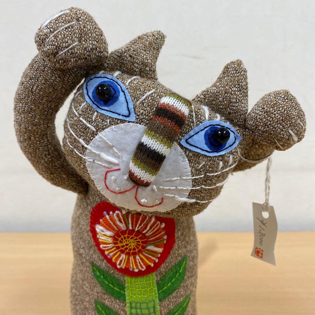 ハンドメイドぬいぐるみ:布猫