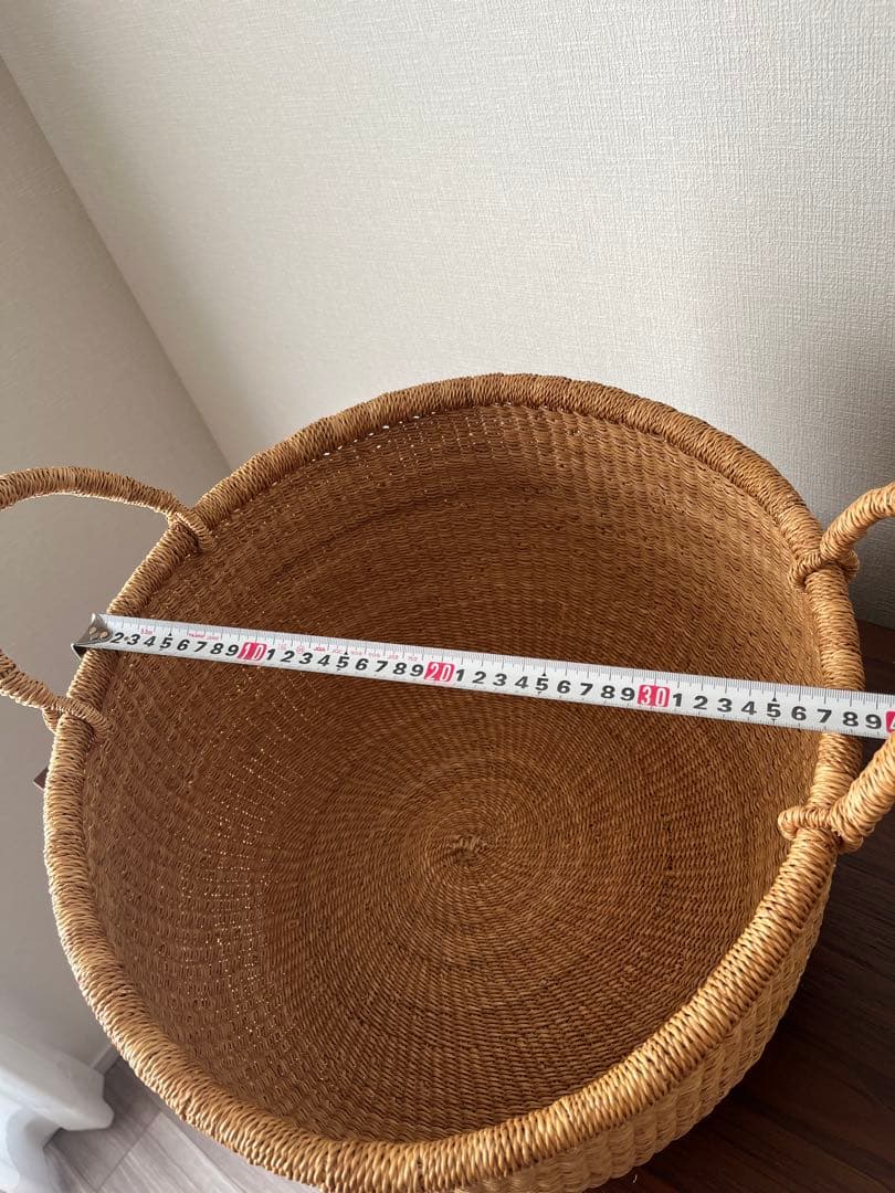 ✴️美品✴️アフリカ 手編み ラフィアかご 大型収納　バスケット　カゴアミドリ購入