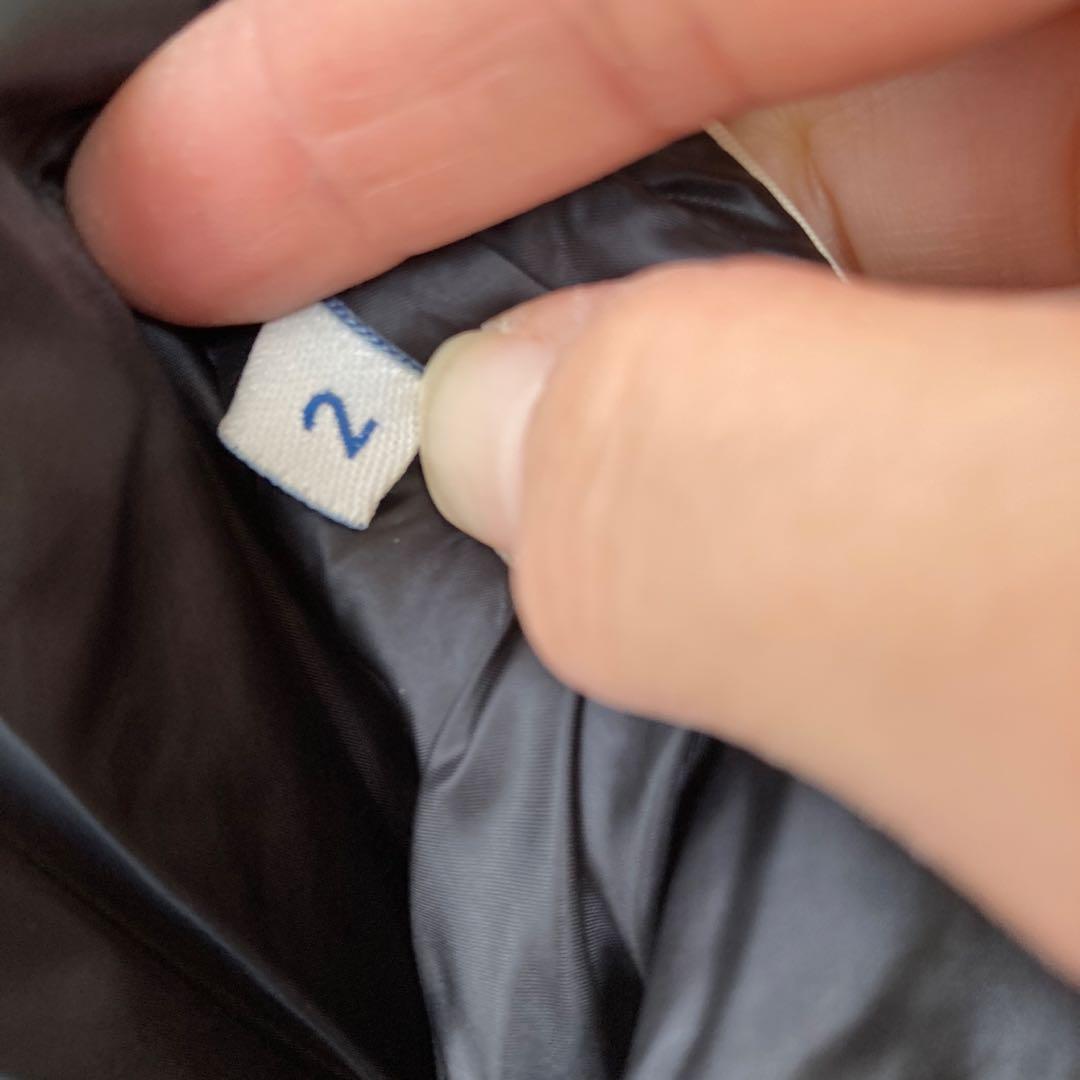 Moncler 黒 ダウンジャケット