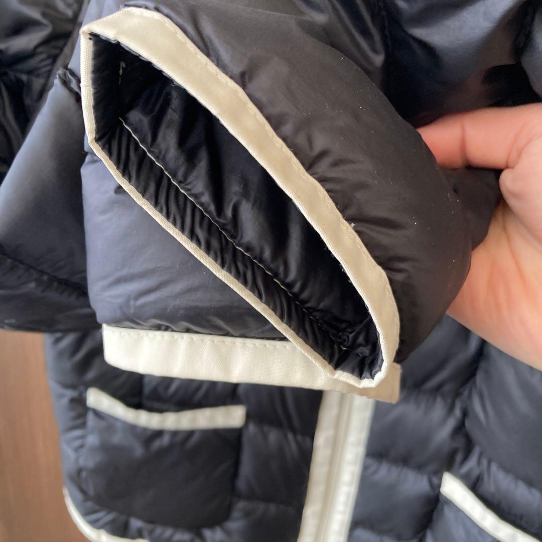Moncler 黒 ダウンジャケット