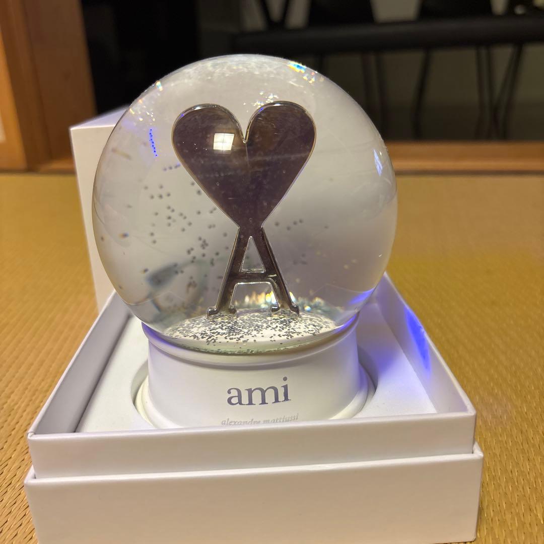 ami スノードーム