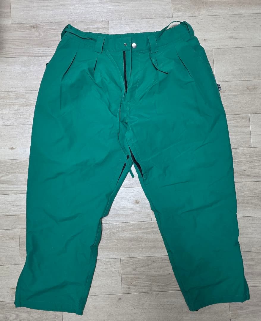 REPUBLIC（リパブリック）スノーボードウェア セットアップ