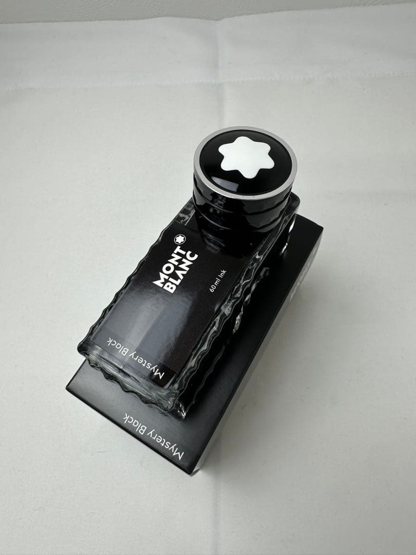 【新品未使用】 MONTBLANC 万年筆 ルージュ・エ・ノワール インク付