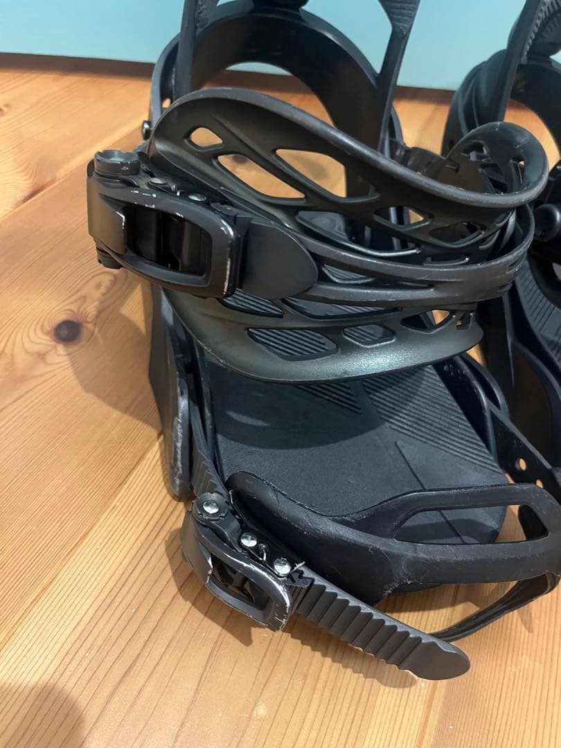 ペ*ー様 BURTON MISSION Mサイズ バートン　ビンディング バイン