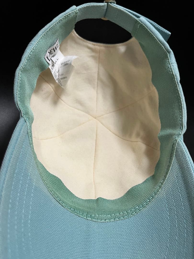 LOEWE アナグラム刺繍キャンバスキャップ Sage Green 57