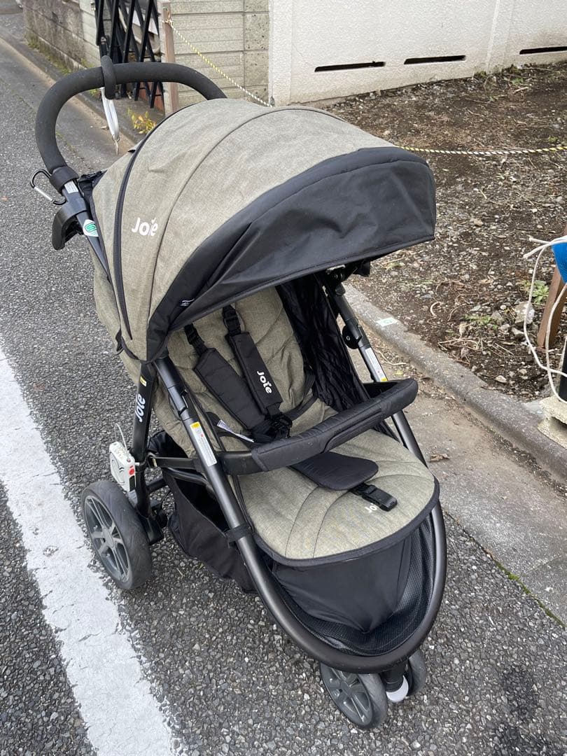 Joie ベビーカー オリーブ色折りたたみ式