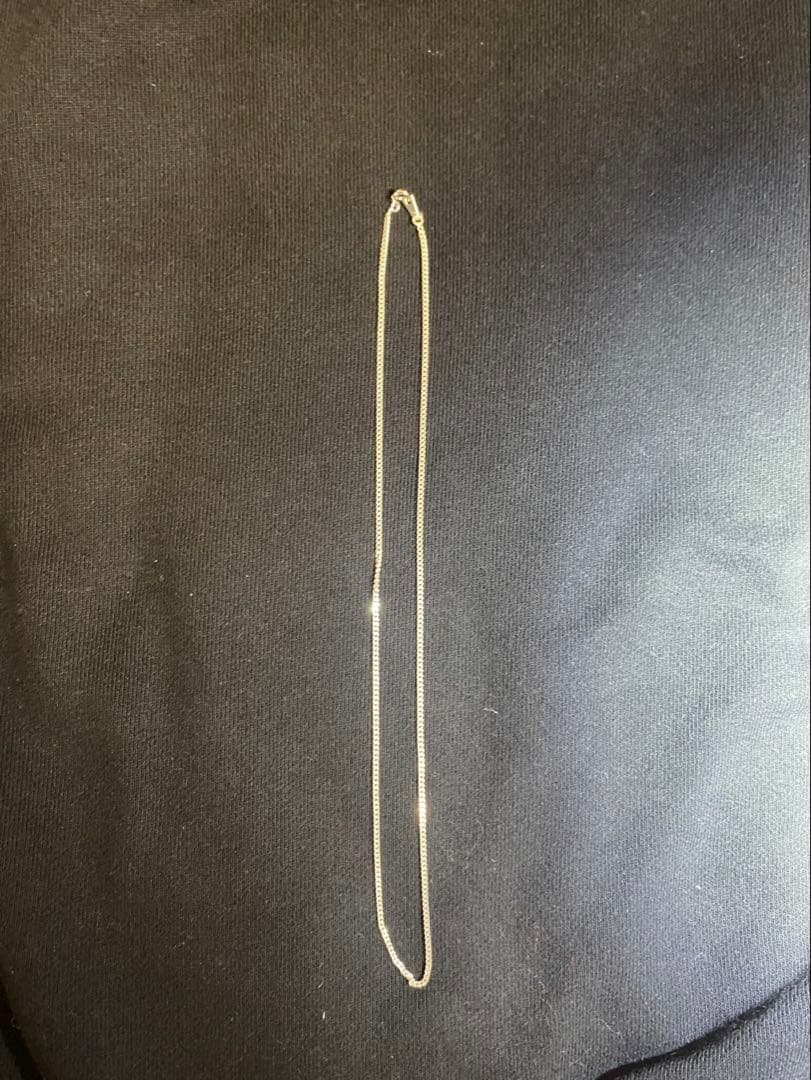 K18WG 刻印付き　ネックレス