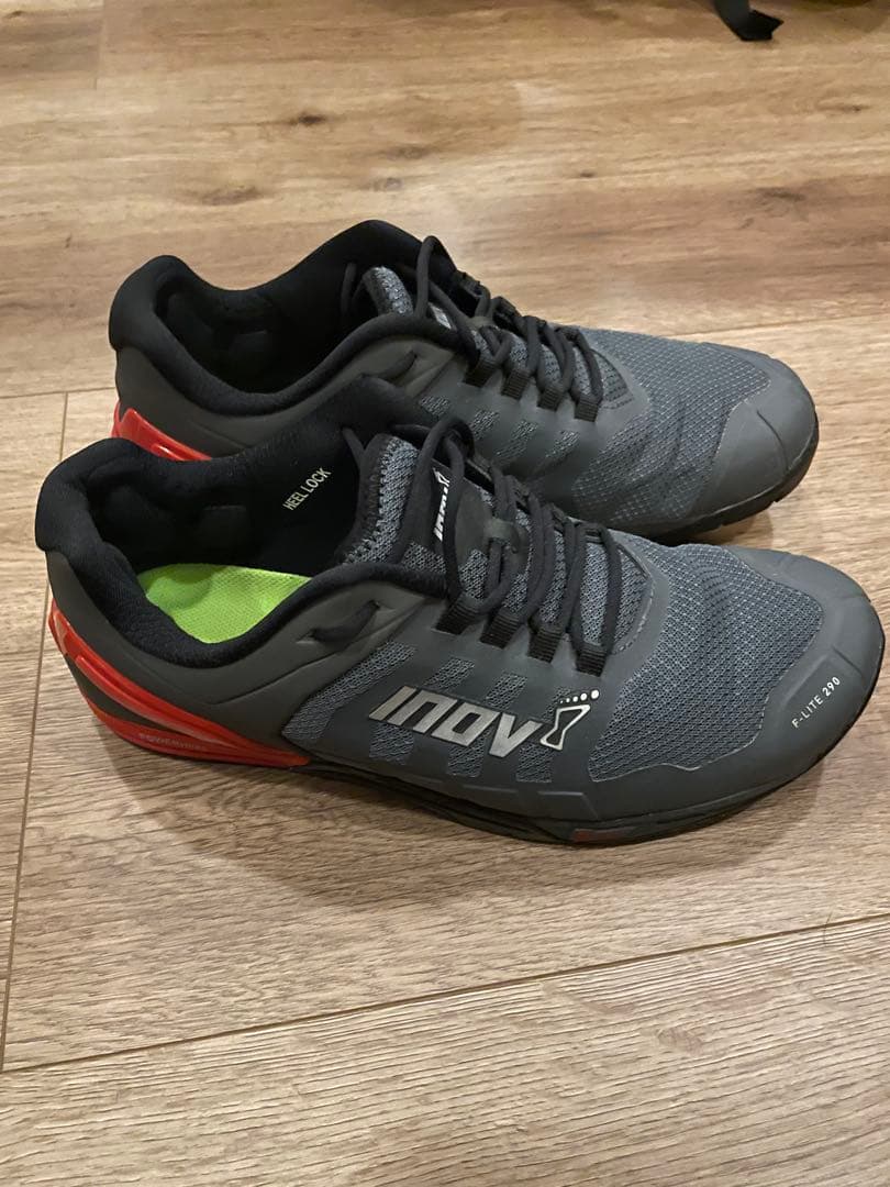 inov-8 トレーニングシューズ グレー/ブラック/レッド