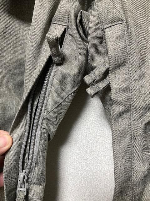 定価￥29,700 71%OFF エスケープ CELES パンツ M