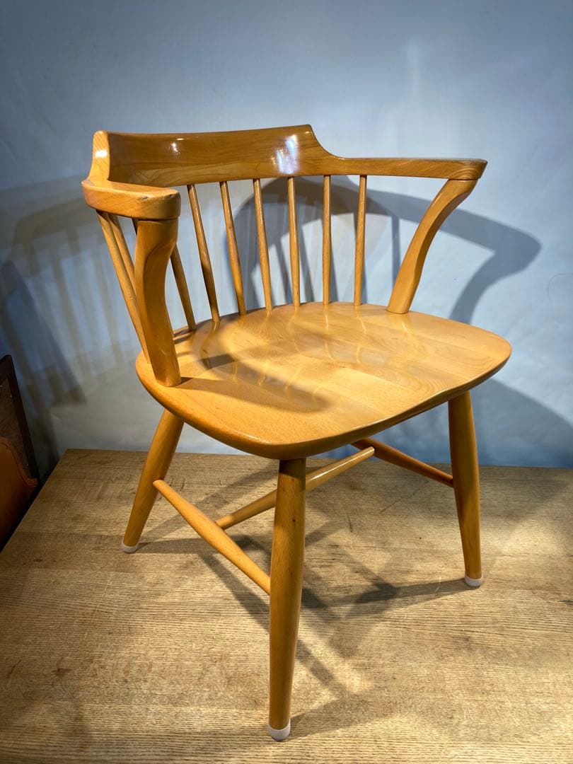 ラスト一点画像76枚 キツツキ ダイニングチェア ナチュラル 昭和56年 アーム