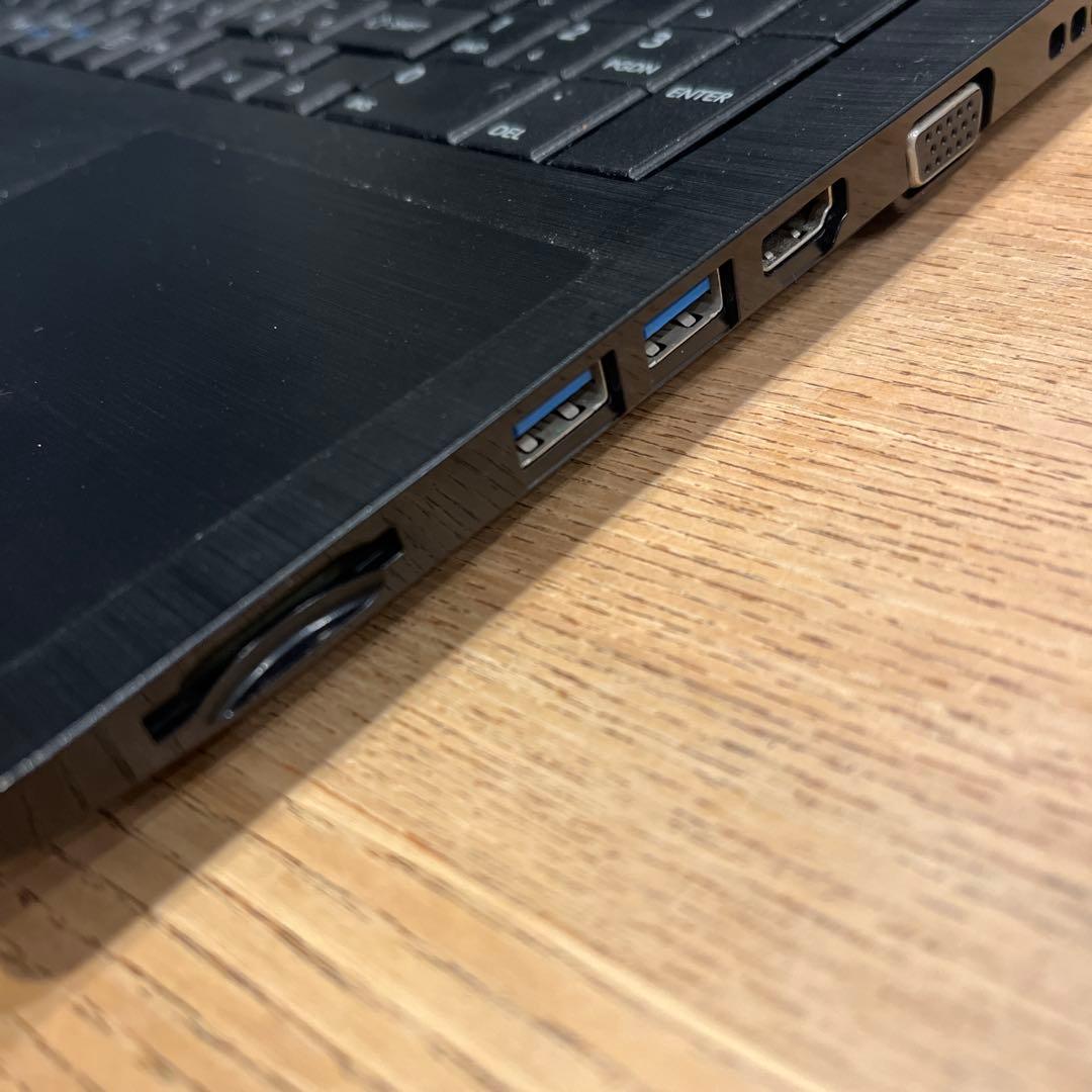 TOSHIBA dynabook i7-6600U 15.6インチ