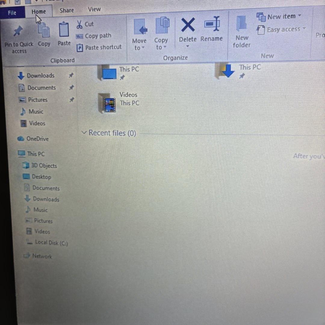 TOSHIBA dynabook i7-6600U 15.6インチ
