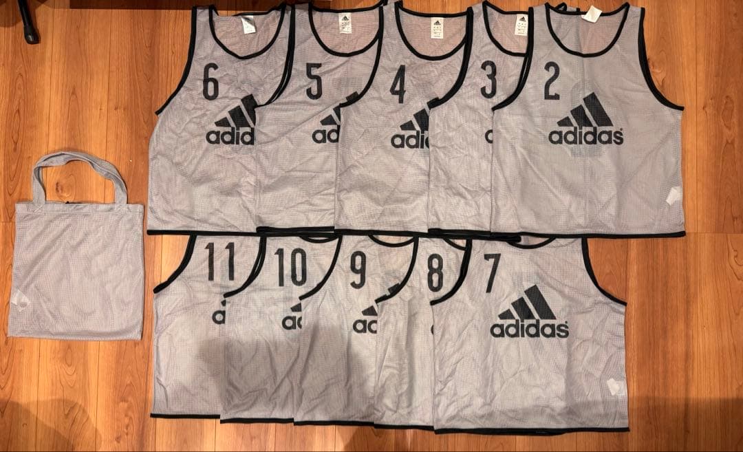 adidas サッカー、フットサル用ビブス 10枚セット