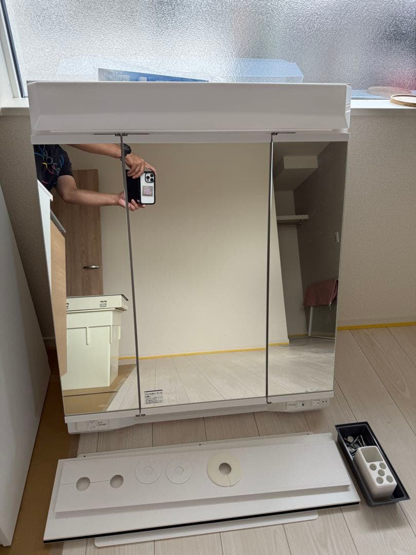 コンパクト洗面台 ミラー付き