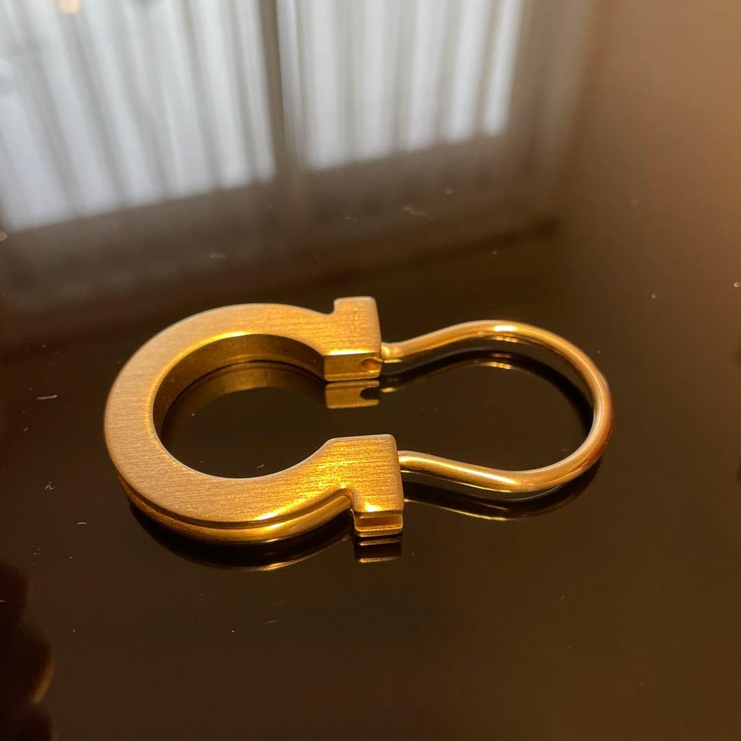 激レア✨️Ferragamo　KEYRING✨️フェラガモキーホルダーガンチーニ