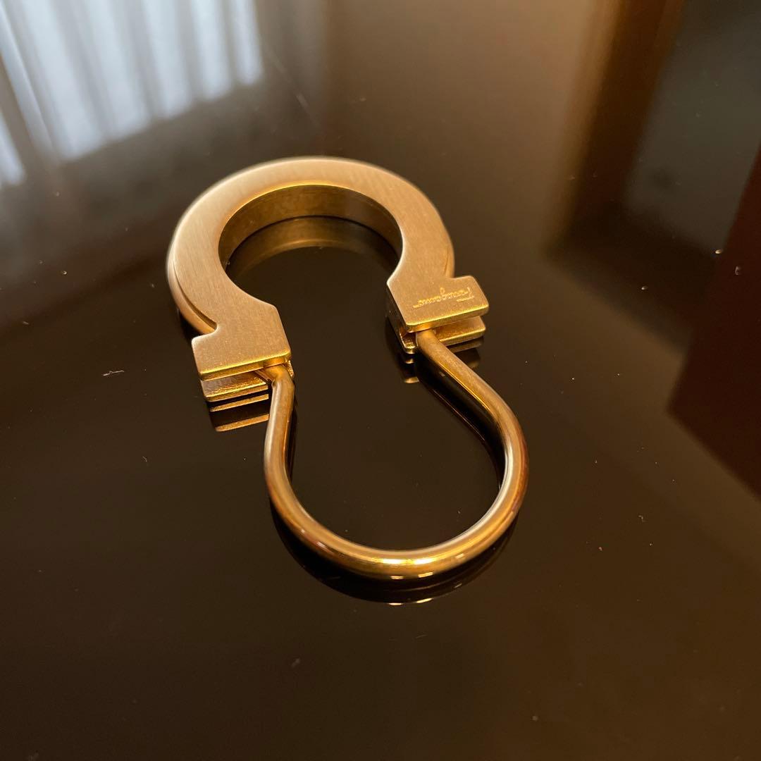 激レア✨️Ferragamo　KEYRING✨️フェラガモキーホルダーガンチーニ