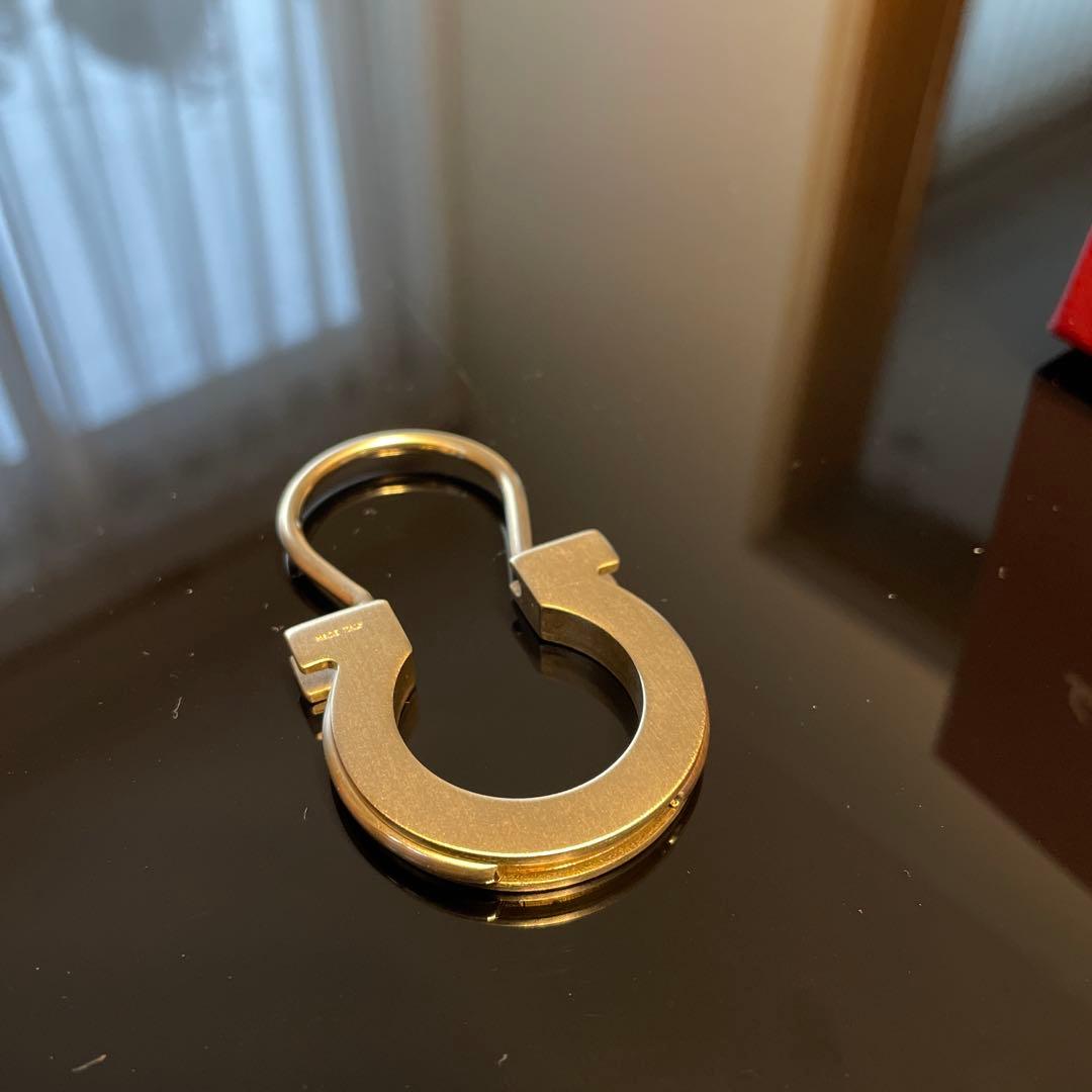 激レア✨️Ferragamo　KEYRING✨️フェラガモキーホルダーガンチーニ
