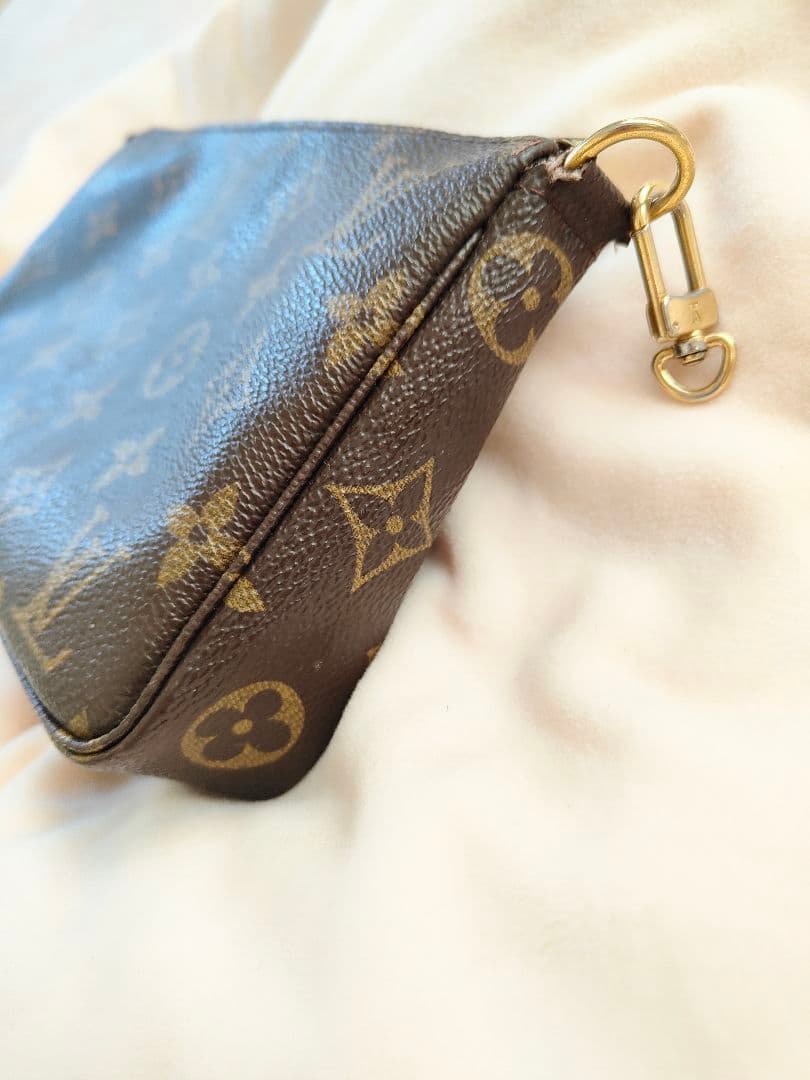 ルイヴィトン アクセサリーポーチ　アクセソワール　モノグラム