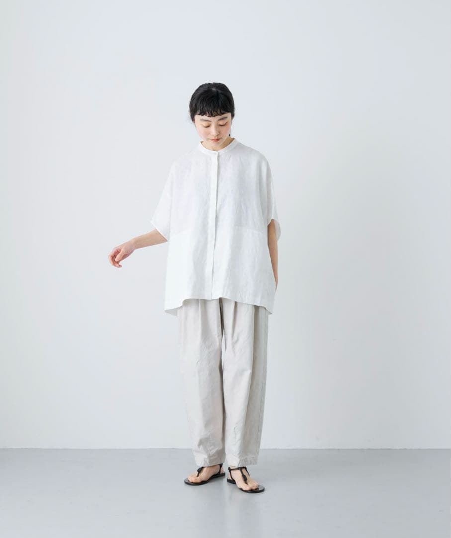 かぐれ　リネンスクエアケープシャツ　ブラック