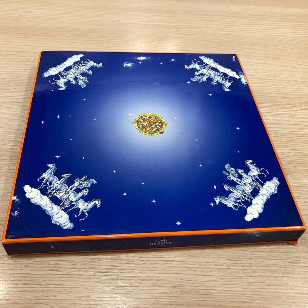 ♥最終値下げ！【極美品】HERMES　カレ90　ピタゴラス　シルク100%