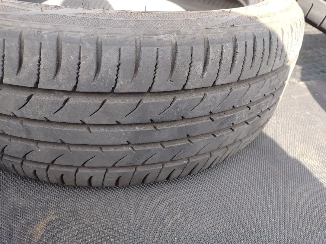 広島発！夏タイヤ　215/45R18 バリ山　4本　マツダ3 プリウスなど