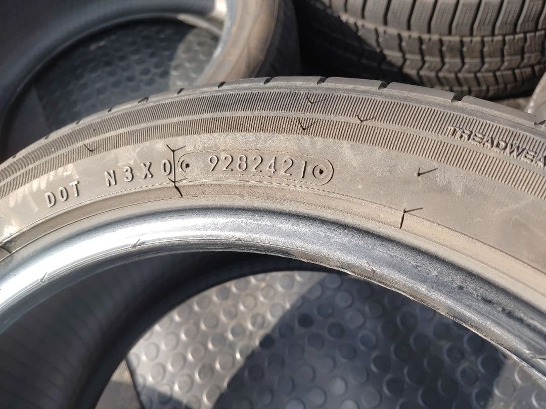 広島発！夏タイヤ　215/45R18 バリ山　4本　マツダ3 プリウスなど