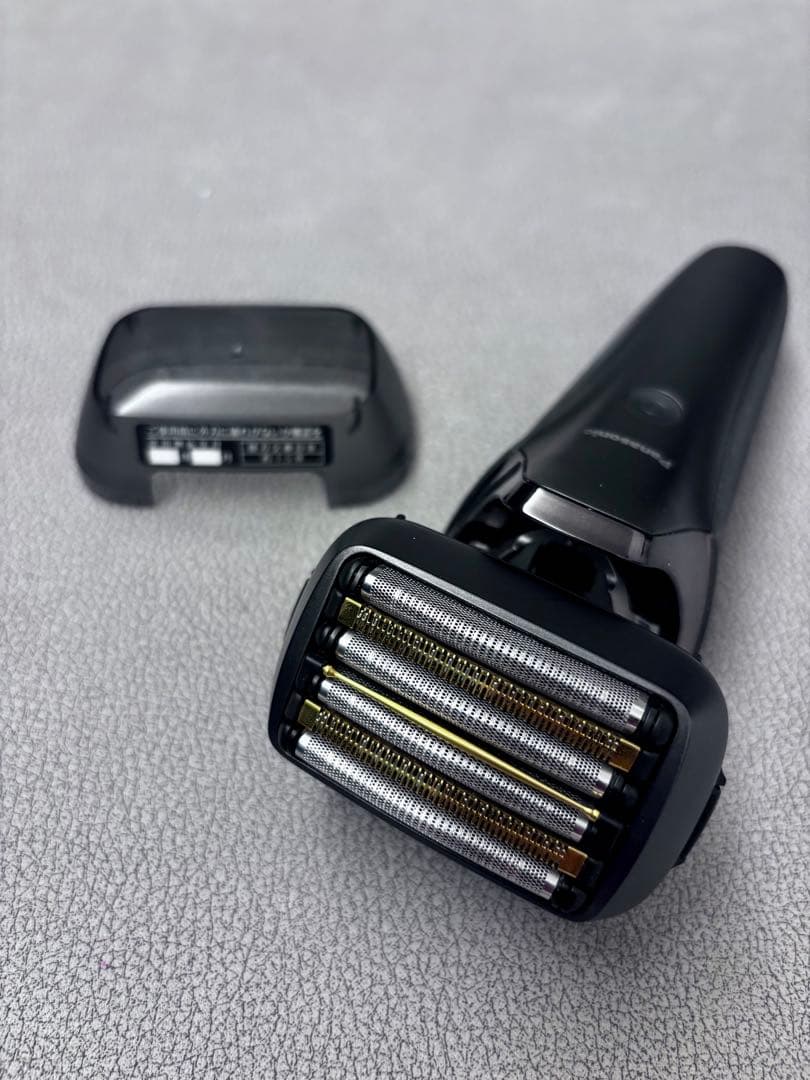 美品 Panasonic 電気シェーバー ES-CLS5A ラムダッシュ　6枚刃