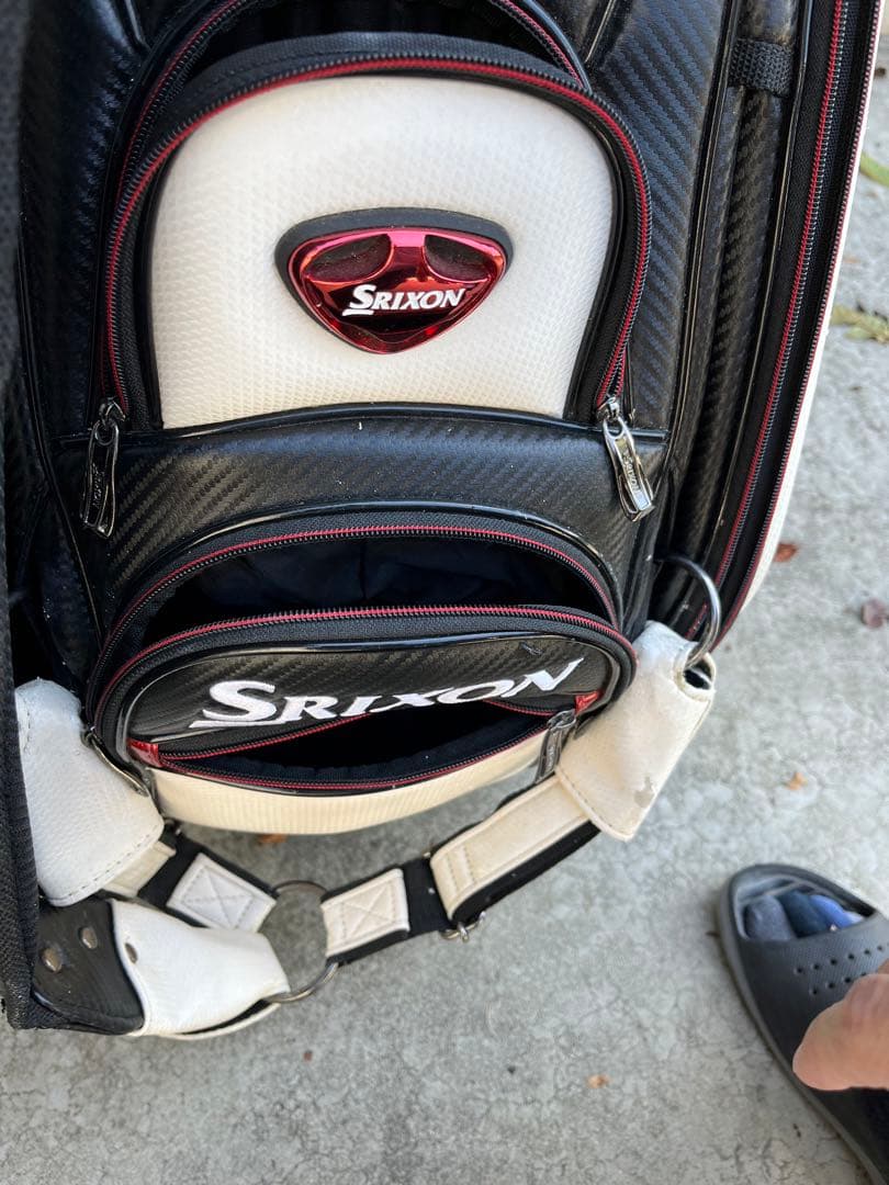 スリクソン キャディバッグ ツアーモデル GGC-S110
