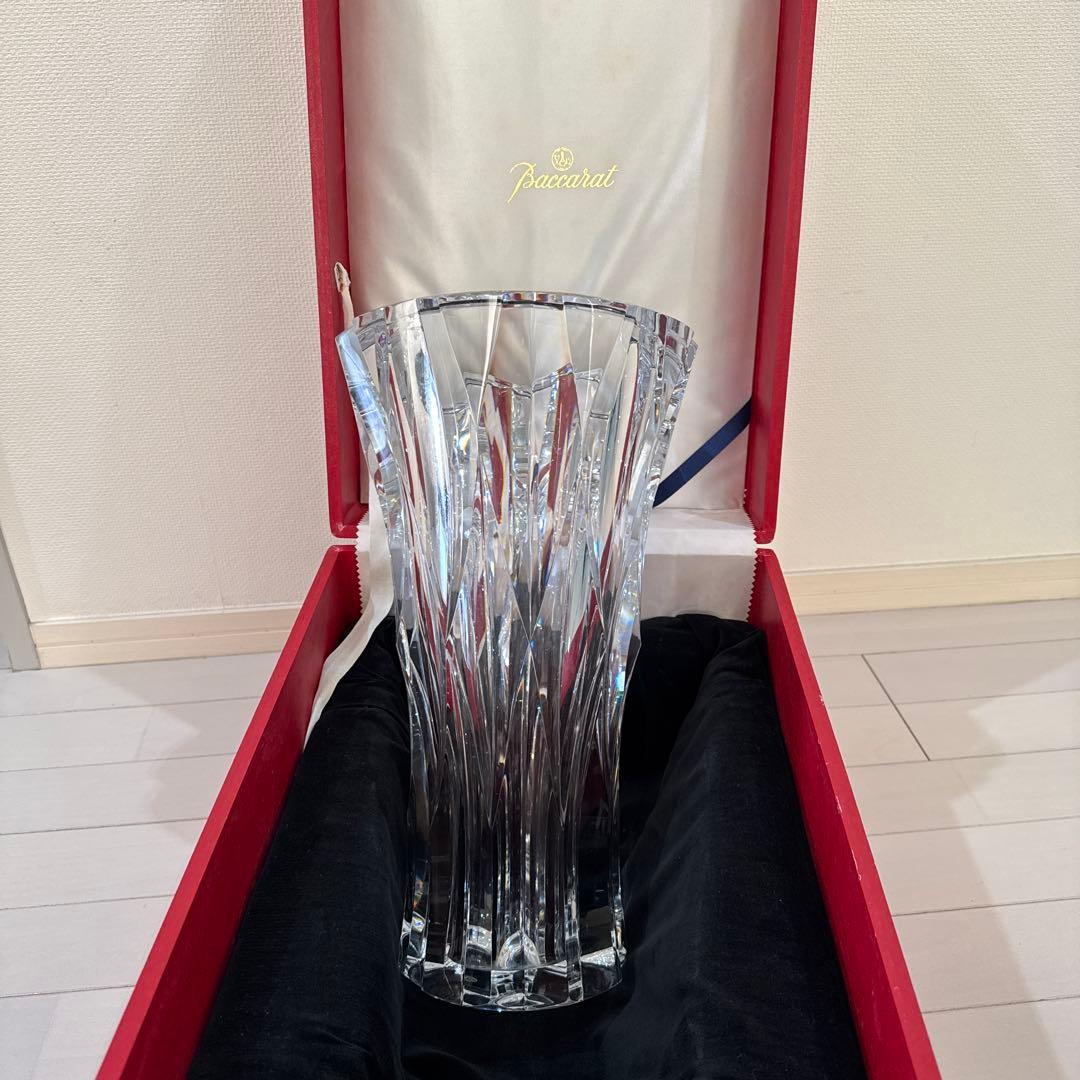 Baccarat バカラ　フラワーベース