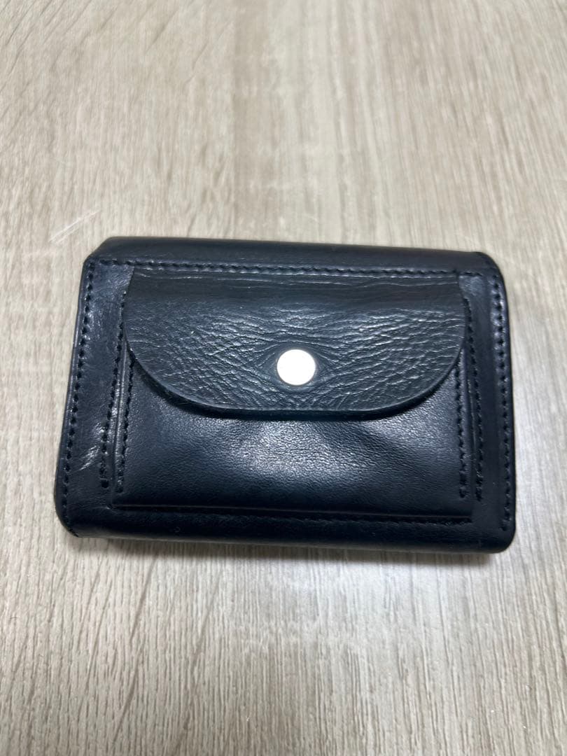 iru コンパクト　財布