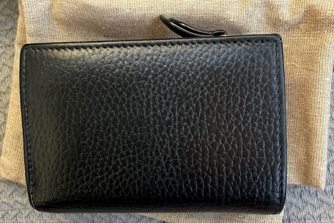 GUCCI グッチ ダブルG 二つ折り財布