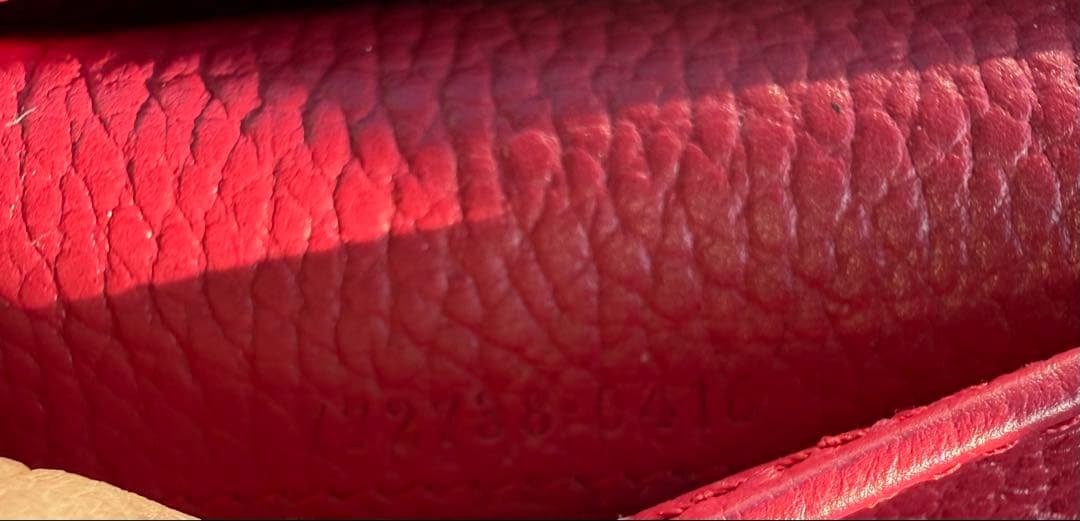 GUCCI グッチ ダブルG 二つ折り財布