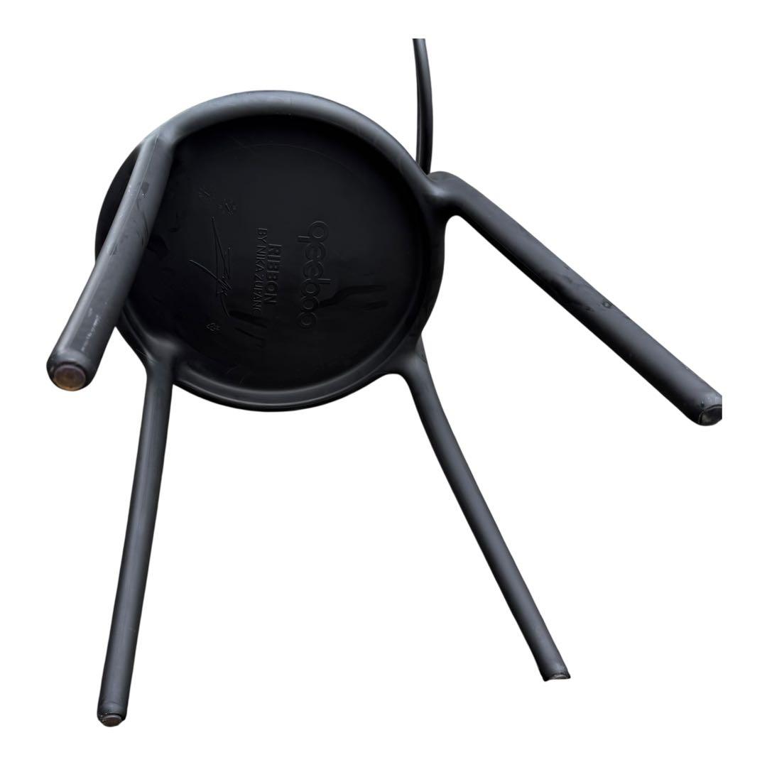 Qeeboo リボンチェア RIBBON CHAIR ブラック