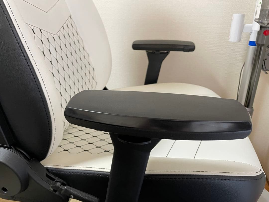 ノーブルチェアICON ホワイト(noblechairs ICON)